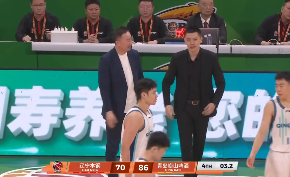 世界杯高清直播官网入口-轰33分还是惨败！硬汉也止不住落泪，粤迷评论区落井下石，太讽刺